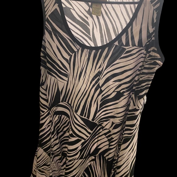 Long soft black and white dress - Picture 3 of 5